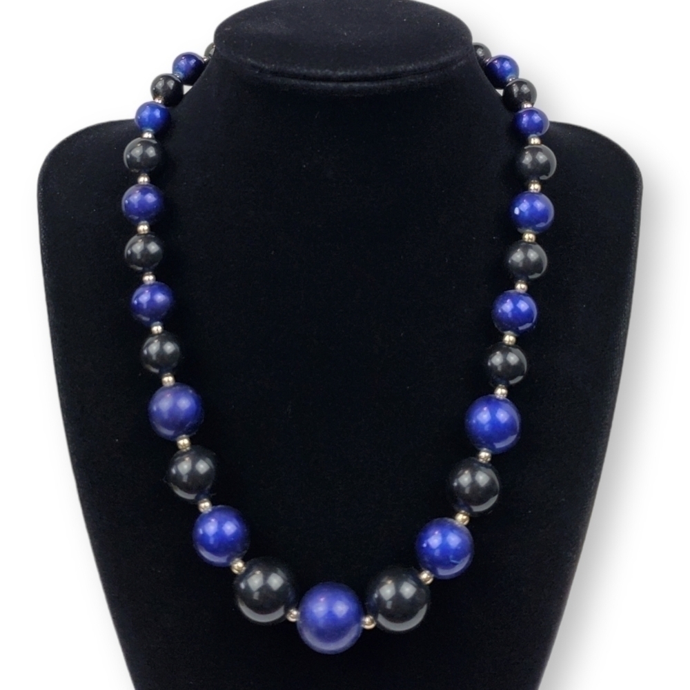 Vintage Graduated Beaded Necklace Dark Blue Black Plastic Ball Retro 17.75" Long